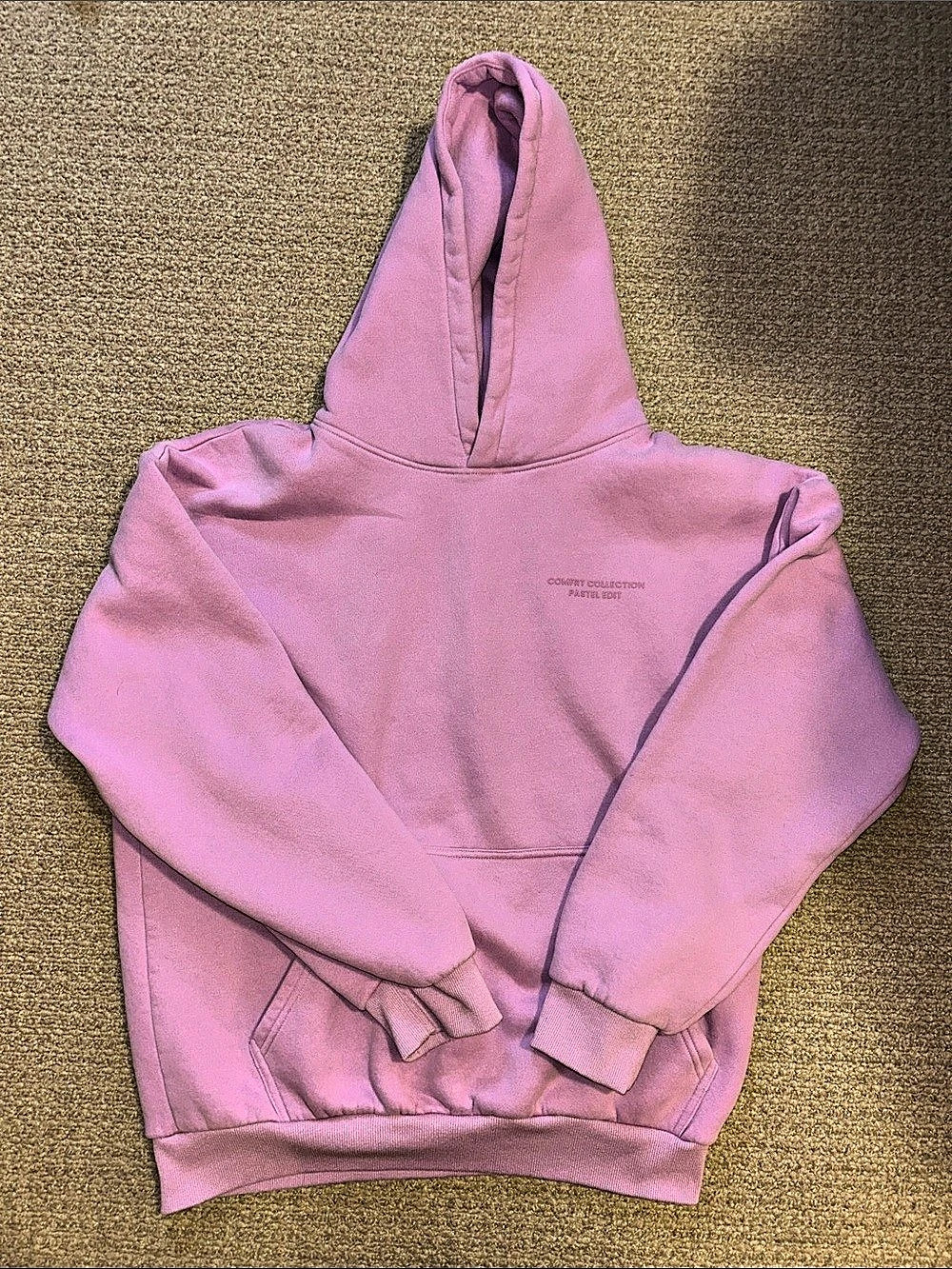 Comfrt Collection Pastel Edit Lilac Hoodie Size Large Like New